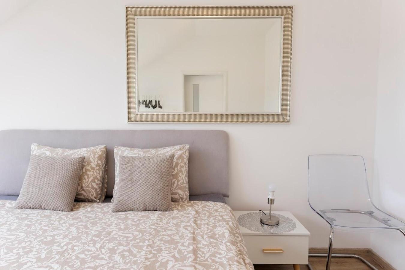 Queen Flat In Old Town With Castle View Apartment *